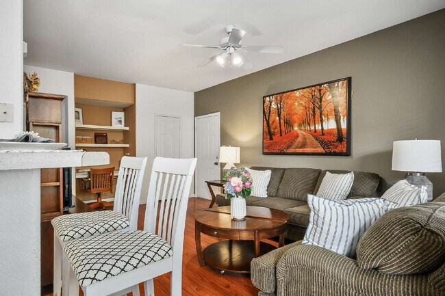 Building Photo - "Chic 1-Bedroom Oasis in Prime Las Vegas Location – 813 Sq. Ft. of Comfort with a GARAGE!"