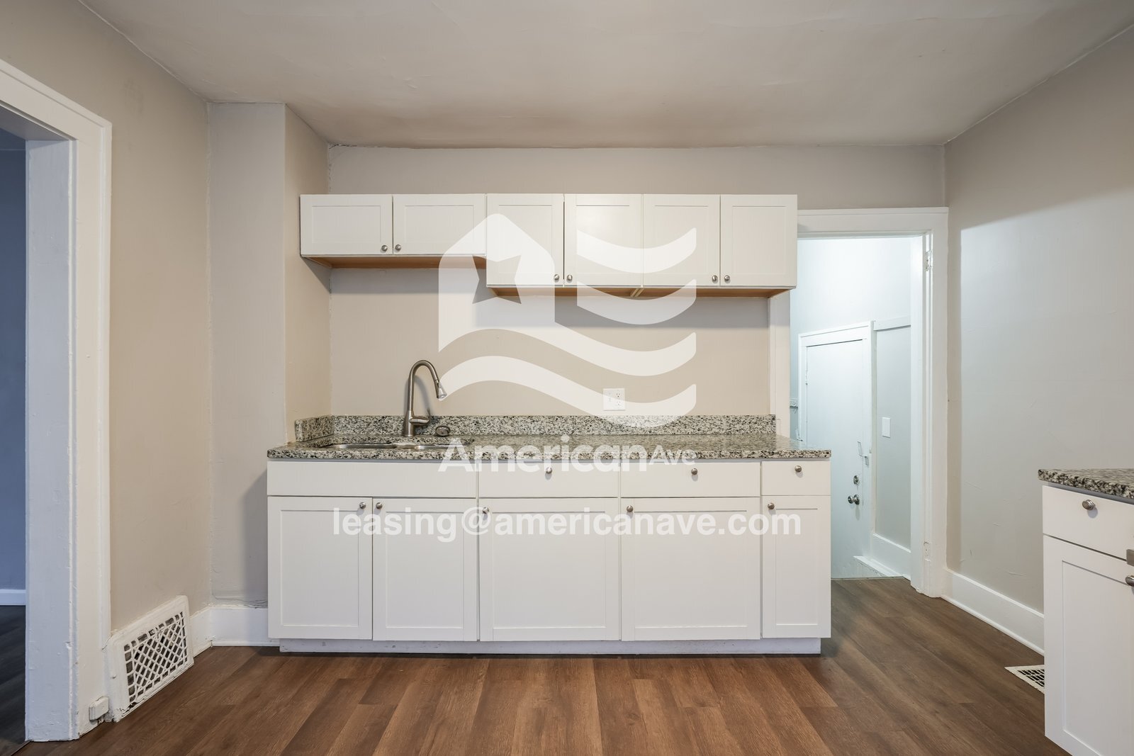 Building Photo - 1346 N Johnson St