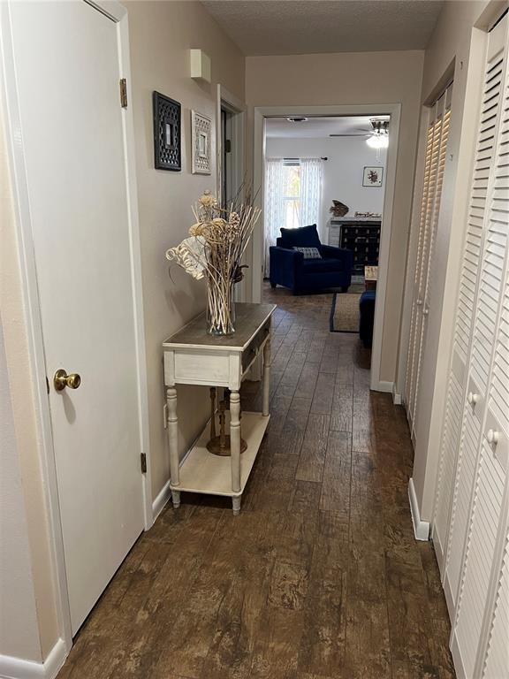 Building Photo - 36338 W Spring Lake Blvd