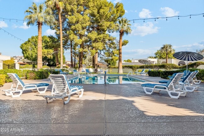 Building Photo - 6953 E Lafayette Blvd