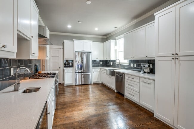 Building Photo - Lower Greenville Craftsman w/ Guest House