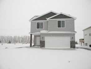 Building Photo - 521 E Foxtail Dr