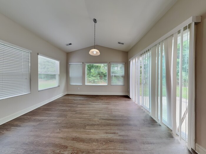 Building Photo - 3636 Massey Ridge Ct