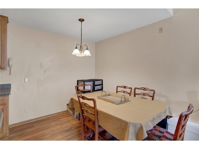 Building Photo - 7300 York Ave S