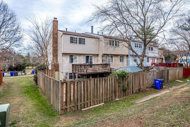 Building Photo - 5328 Larochelle Ct