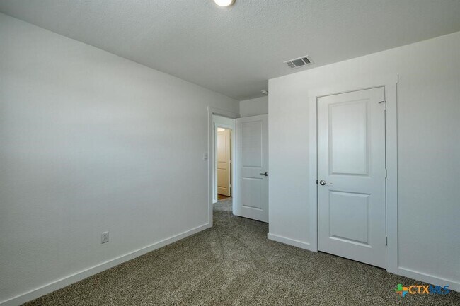Building Photo - 2438 Wallin Bradley Dr