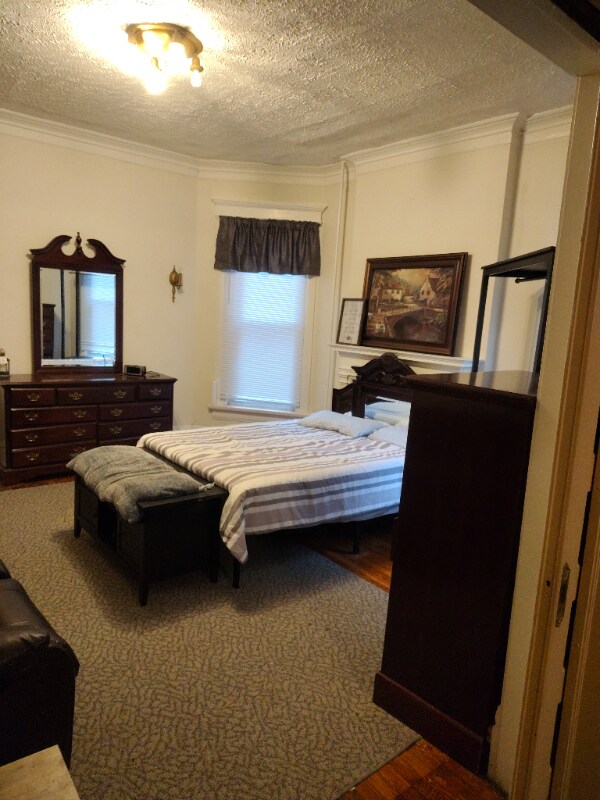 Building Photo - 66 Hoffman Ave