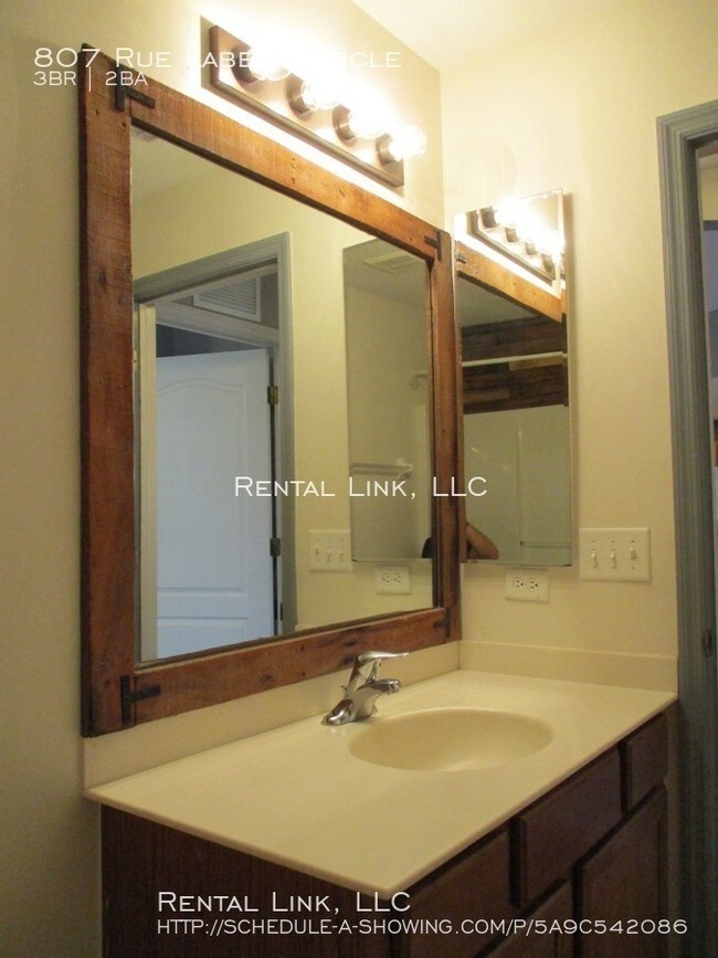 Building Photo - 807 Rue Labeau Cir