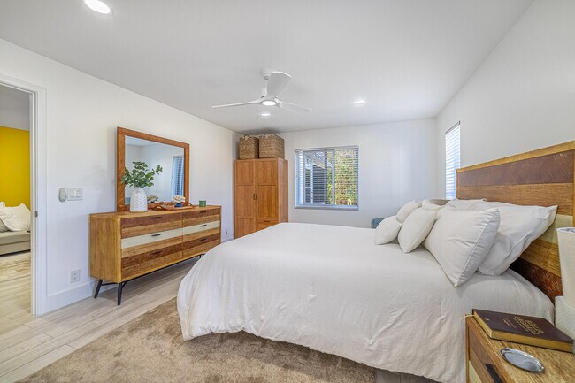 Building Photo - 2920 SW 15th St