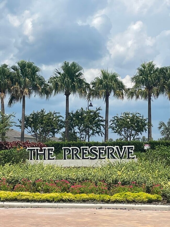 Building Photo - The Preserve