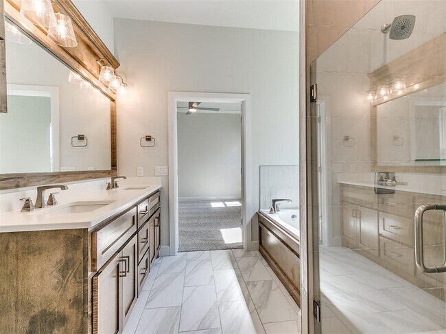 Building Photo - 13400 Sandoval Blvd