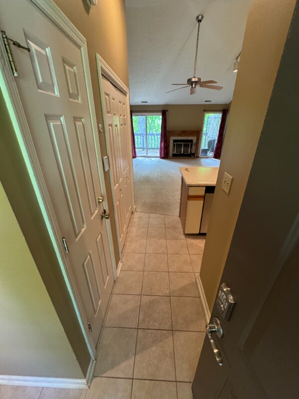 Building Photo - 1843 Waters Edge Dr