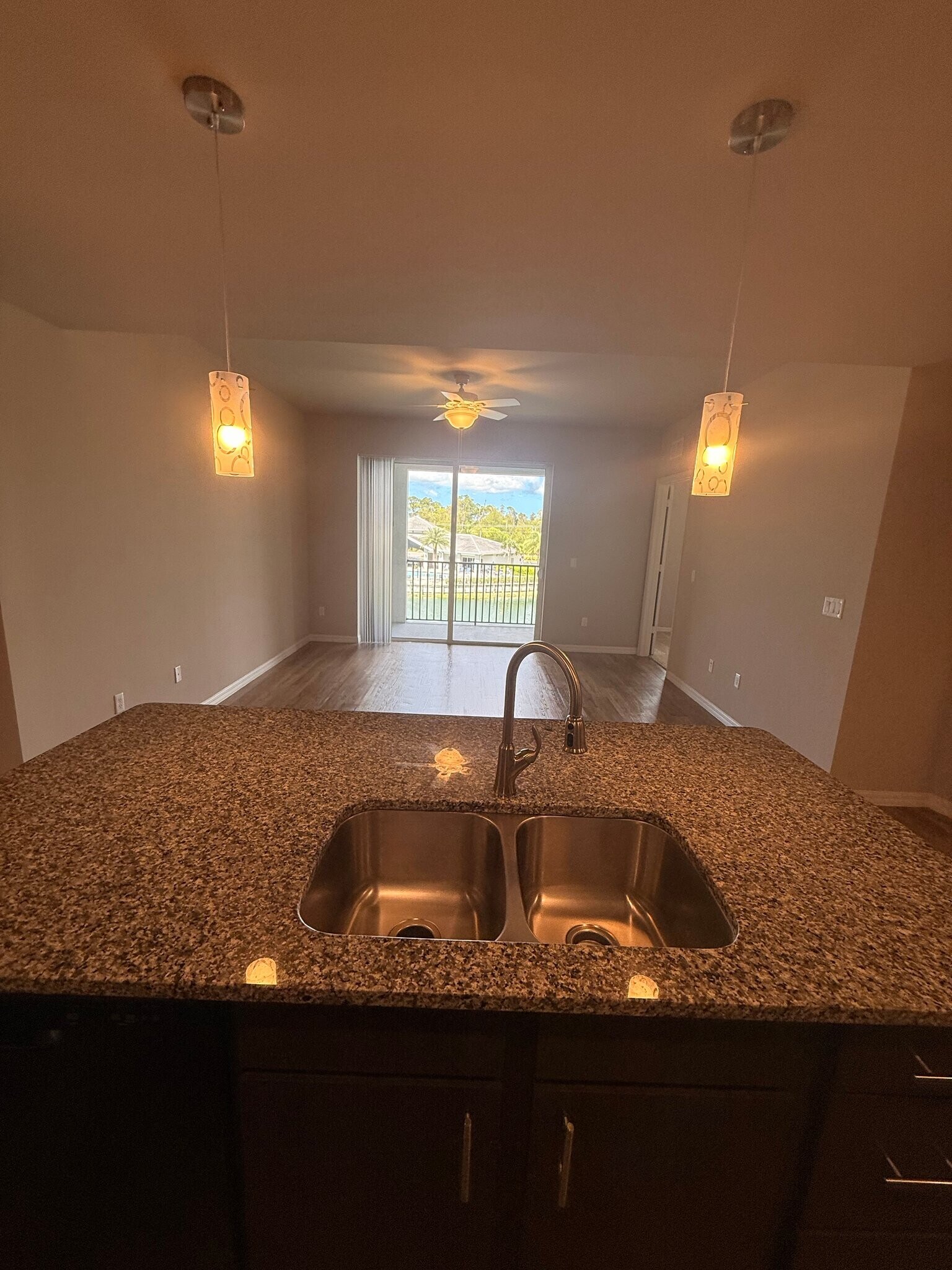 Building Photo - 3335 Grant Cove Cir