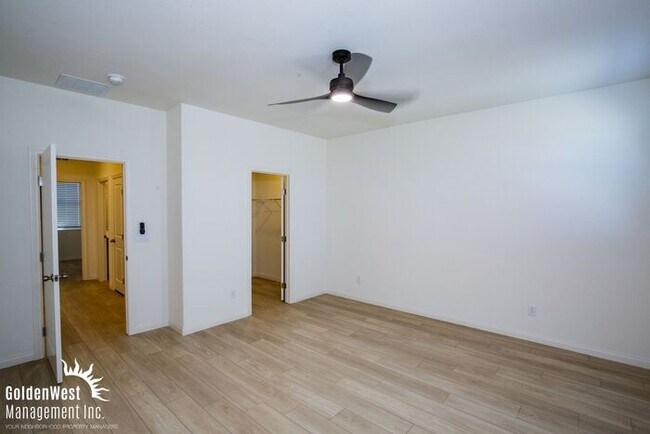 Building Photo - Newly built 3Bdm 2.5Ba Townhome in Summerlin!