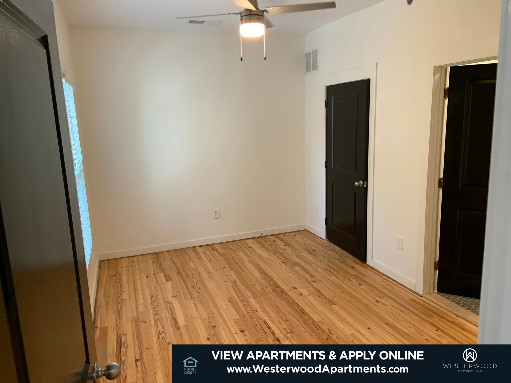 Building Photo - 214 N Cedar St