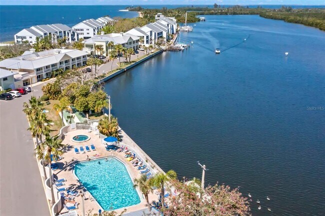Building Photo - 545 Bahia Beach Blvd