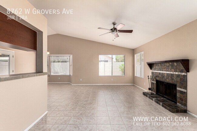 Building Photo - 8762 W Grovers Ave