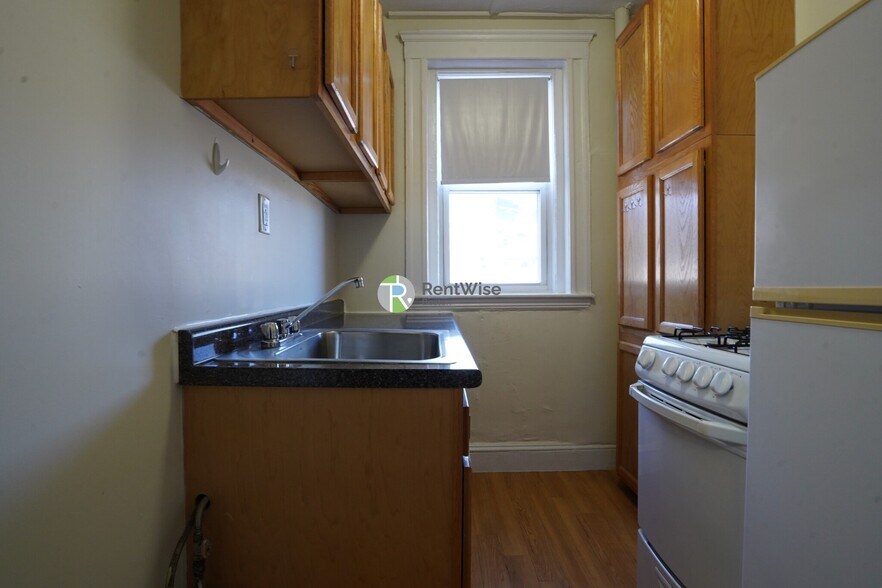 Building Photo - 1179 Boylston St