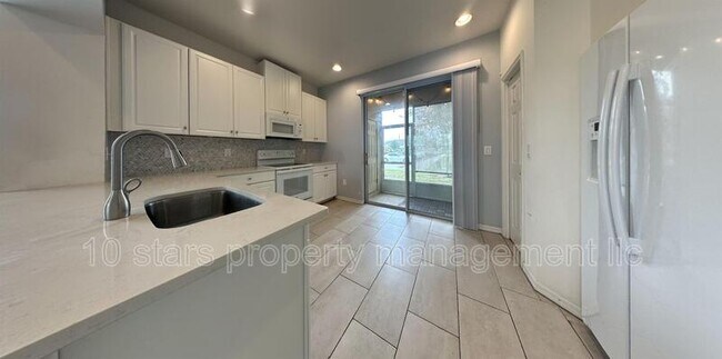 Building Photo - 7031 White Treetop Pl