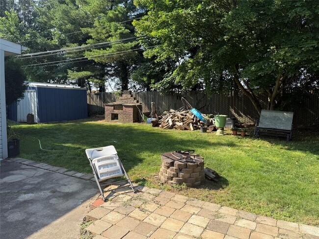 Building Photo - 116 Colony Ln