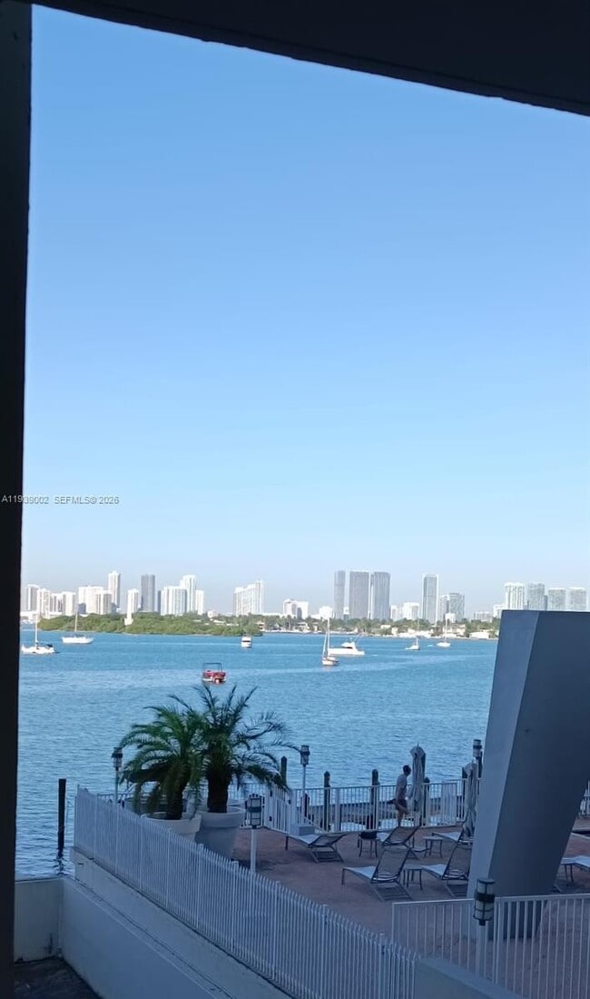 Building Photo - 1200 West Ave