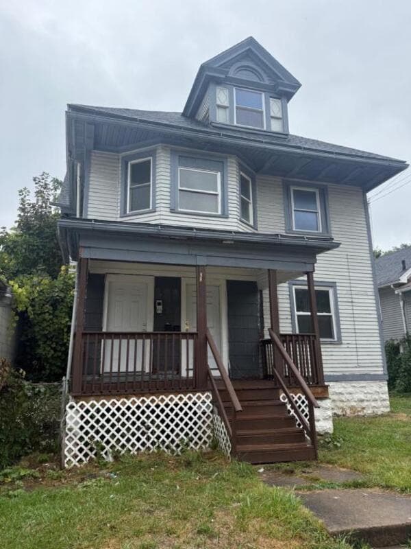 Building Photo - 588 Brown St