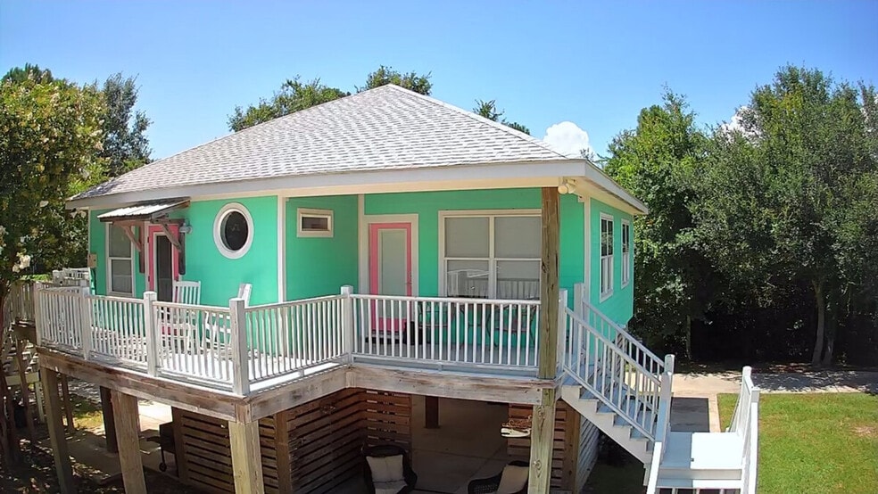 Building Photo - 111 Eleanor Ave