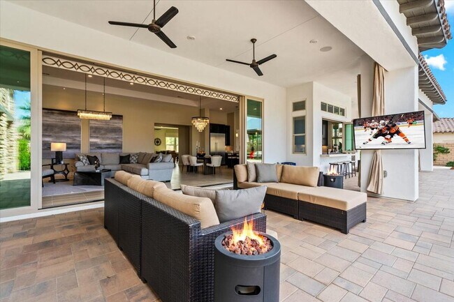 Building Photo - 54770 Cavalcade Ct