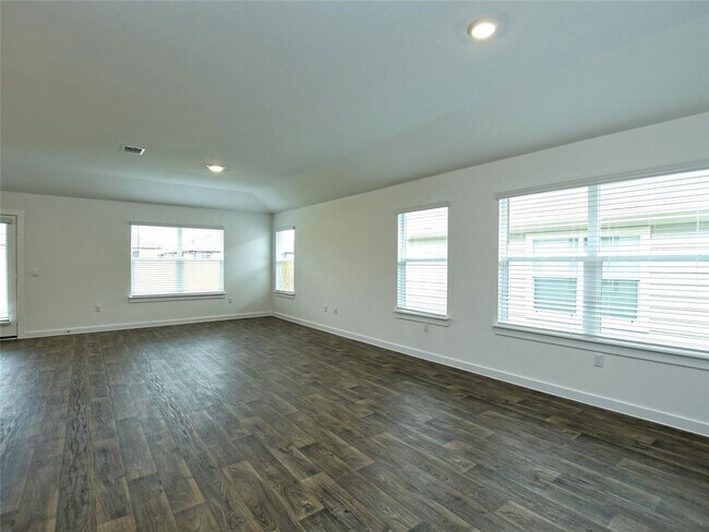 Building Photo - 108 Canadian River Trl