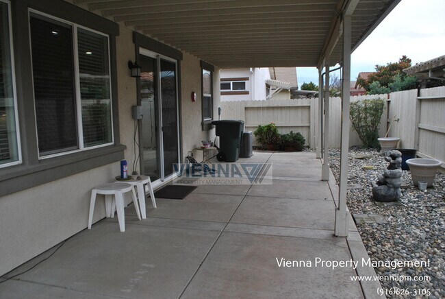 Building Photo - 2101 Harpford Dr
