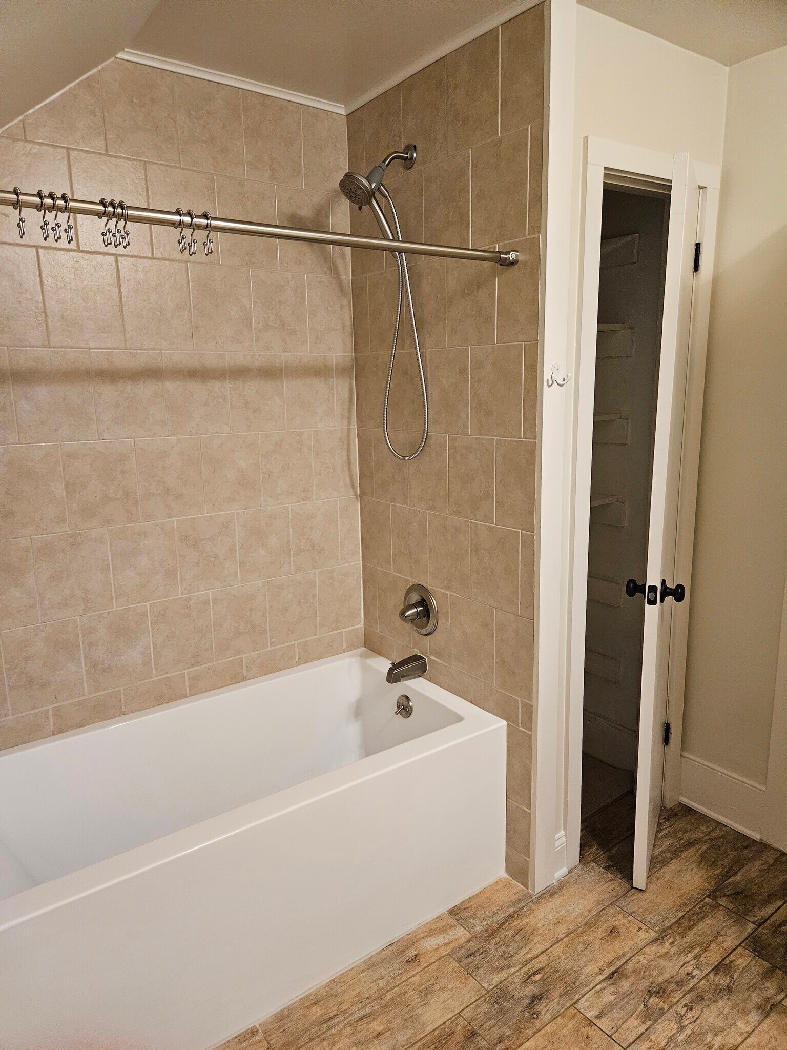 Bathroom 2 - 11 N Clover St