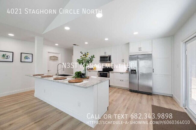 Building Photo - 4021 Staghorn Cir N