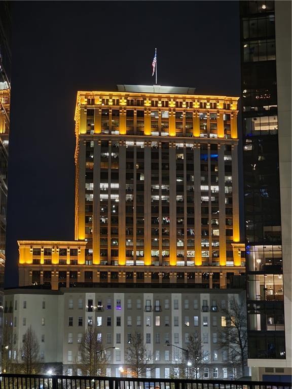 Building Photo - 3481 Lakeside Dr NE