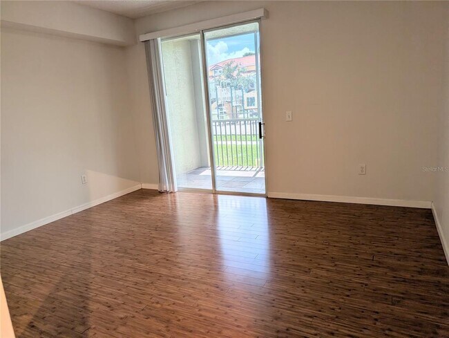 Building Photo - 5001 Baraldi Cir