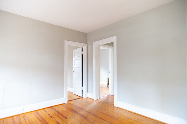 Building Photo - 4510 Dix st