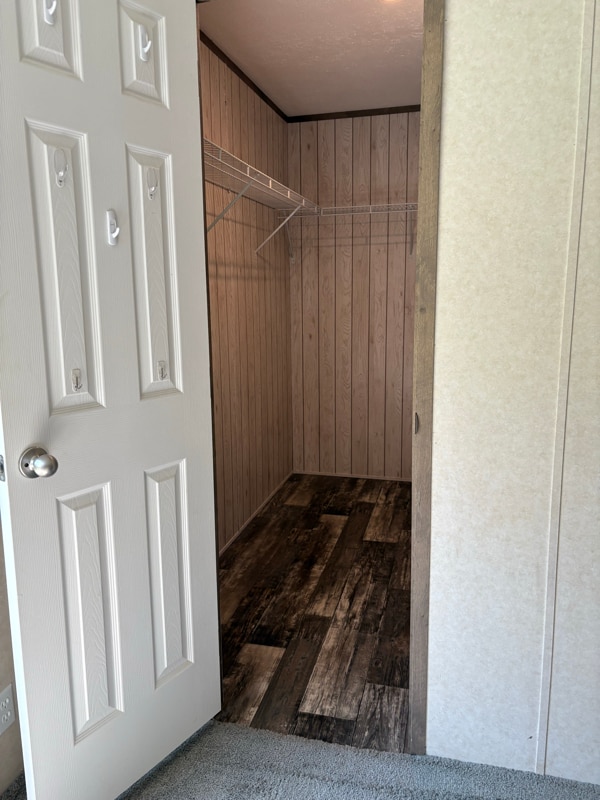 Building Photo - 208 Daily Rd