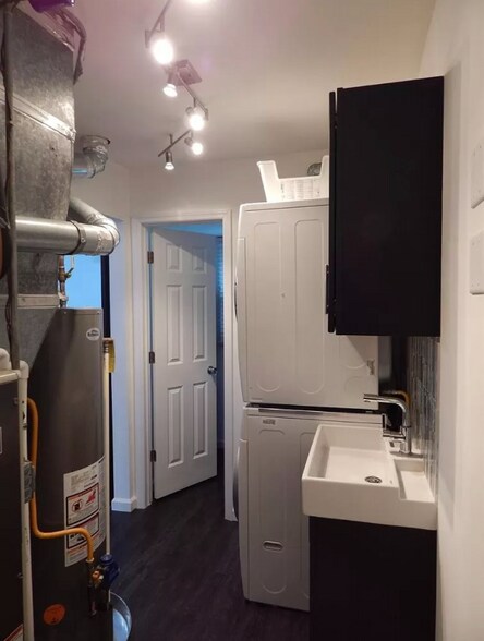 Building Photo - 2018 Washington Ave