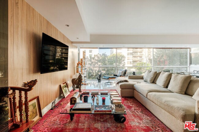 Building Photo - 10450 Wilshire Blvd