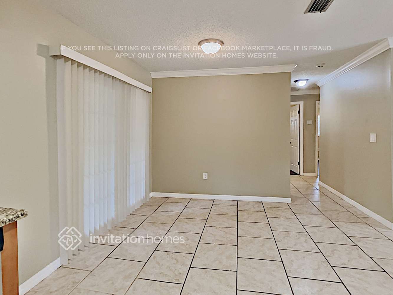 Building Photo - 4836 Barcelona Ave