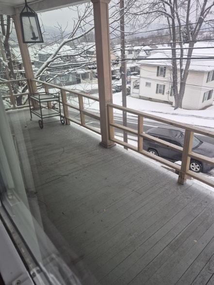 Building Photo - 904 Ash St