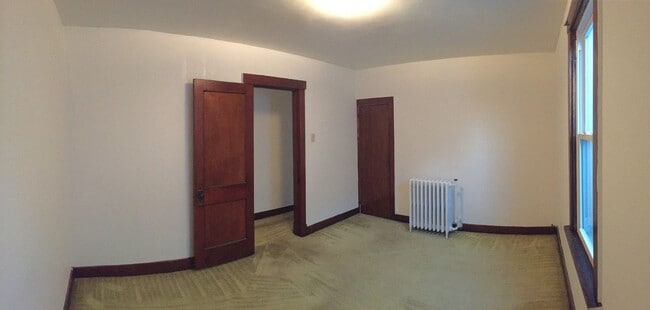 Building Photo - 2 Bedroom Etna House