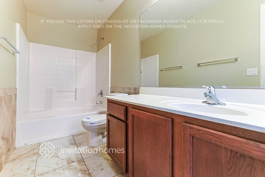 Building Photo - 2162 E Cochise Ave