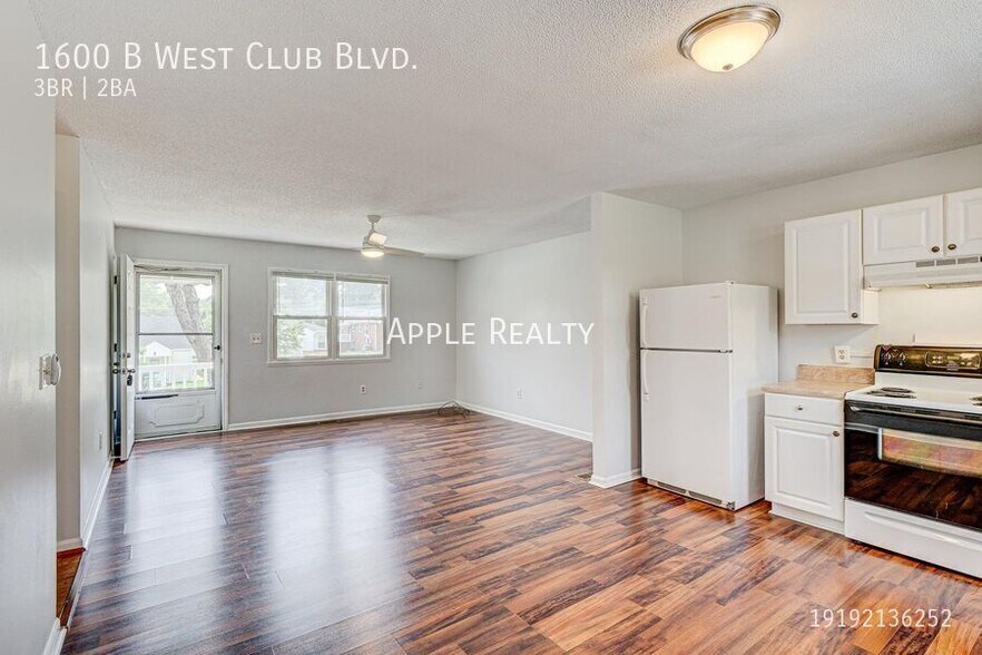 Building Photo - 1600 W Club Blvd