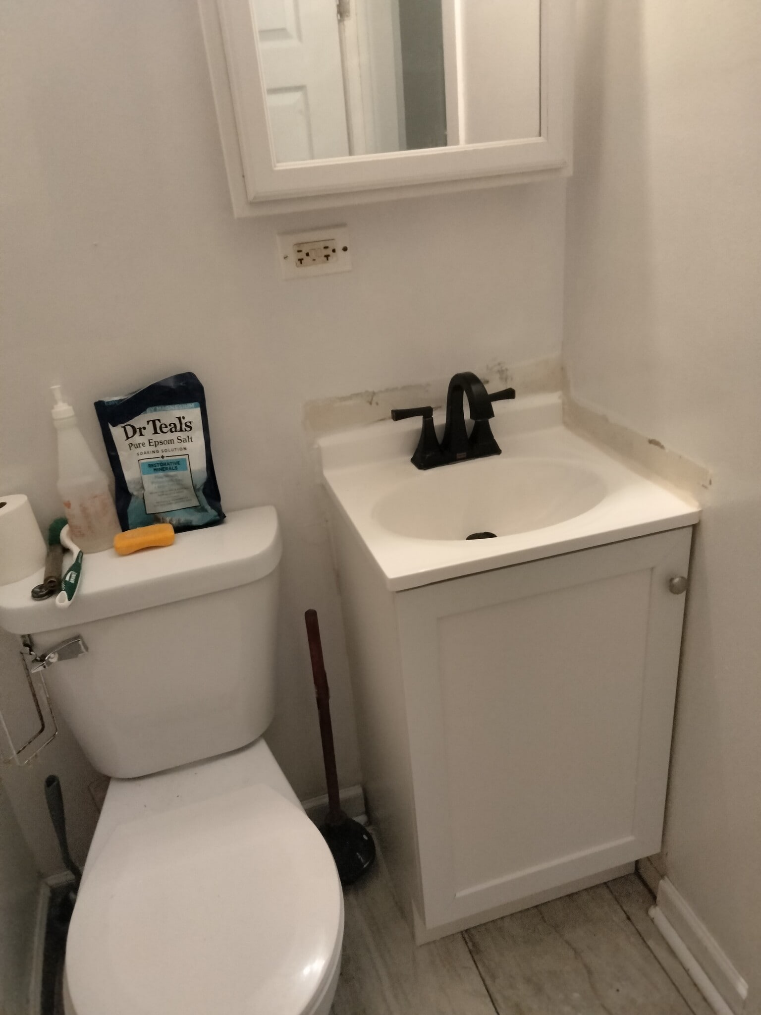 Building Photo - 4203 W Maypole Ave