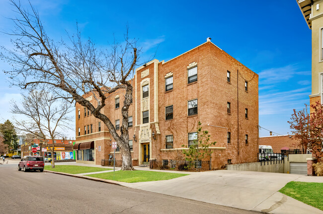 Building Photo - The Leetonia