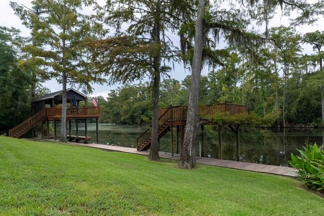 Building Photo - 5004 Cypress Lake Dr