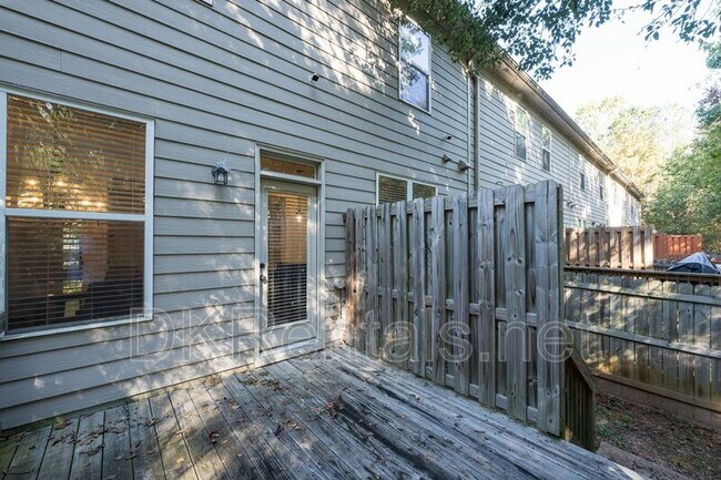 Building Photo - 2662 Stonekey Bend