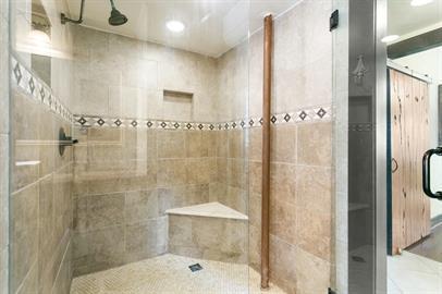 Building Photo - Cozy 3-Bedroom Retreat with Spacious Livin...