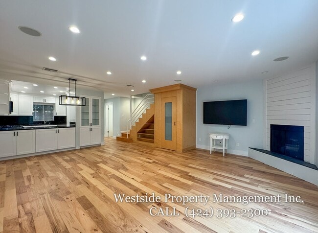 Primary Photo - 1415 26th St