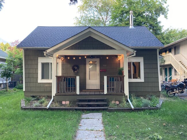 Primary Photo - 908 S Jefferson St